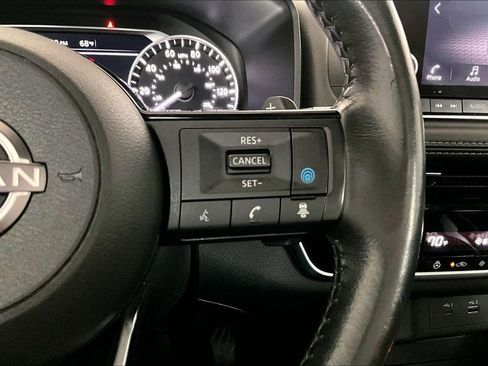 Used 2023 Nissan Rogue SL image 19