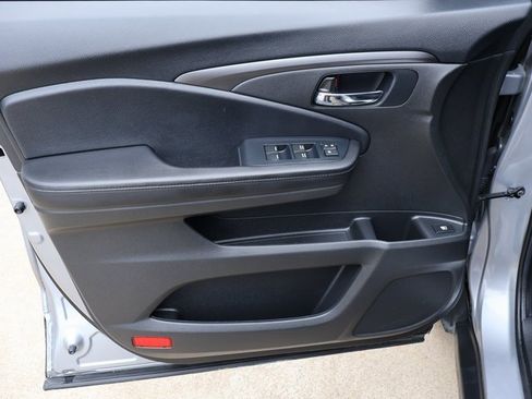 Used 2022 Honda Pilot Sport image 22