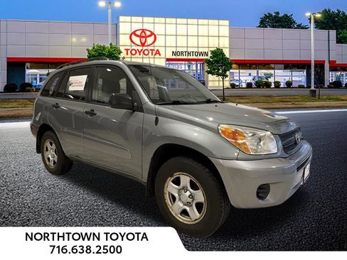 Used 2004 Toyota RAV4 4WD image 6