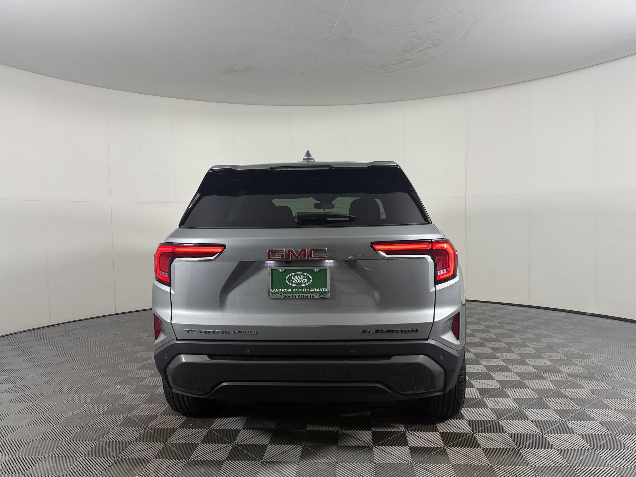 Used 2025 GMC Terrain Elevation AWD/4WD image 10
