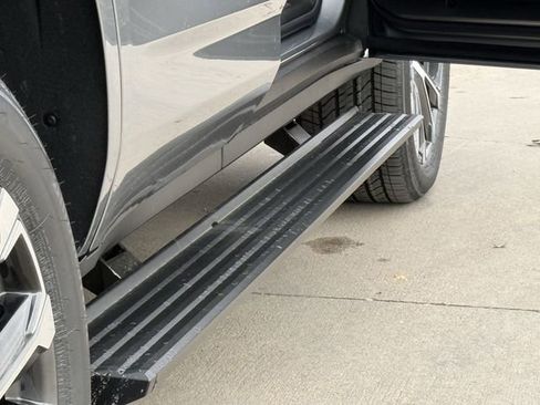 New 2026 Chevrolet Tahoe High Country image 8