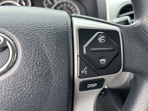 Used 2014 Toyota Tundra SR5 image 21