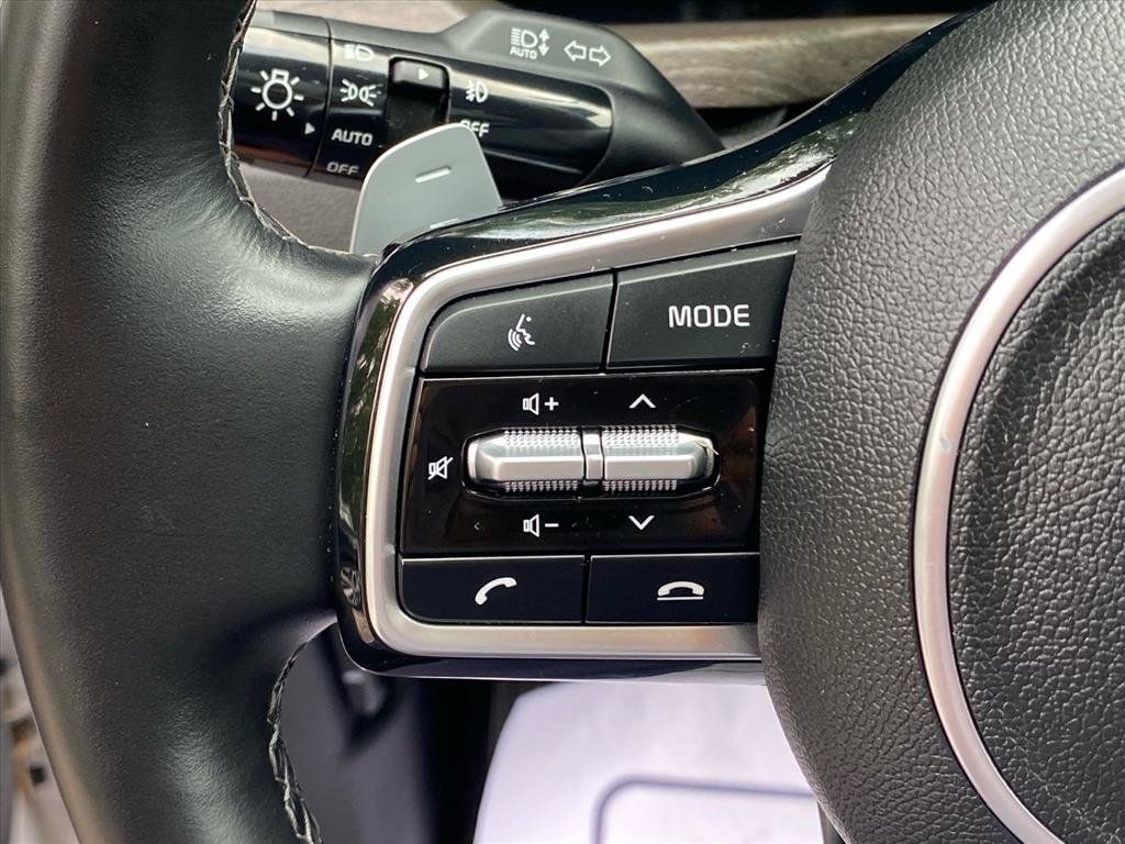 Certified 2023 Kia Sorento SX Prestige AWD/4WD image 20