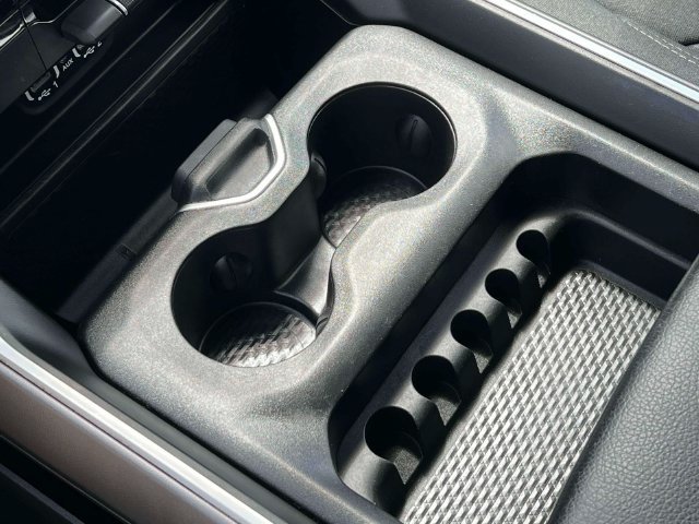 Used 2022 RAM 1500 Big Horn AWD/4WD image 12