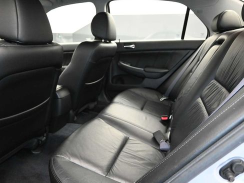Used 2004 Honda Accord EX image 21