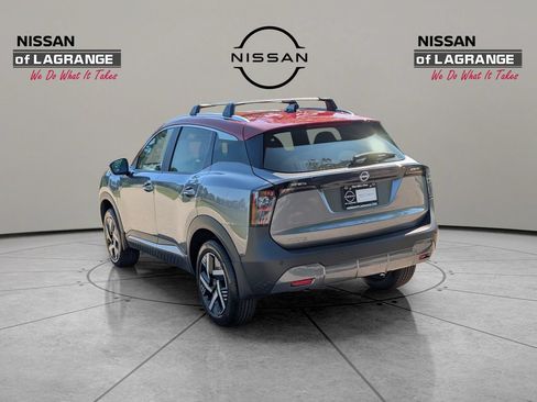 New 2026 Nissan Kicks SV w/ Cold Weather Package FWD image 7