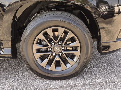 Used 2020 Lexus GX 460 Premium w/ Premium Package AWD/4WD image 4