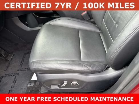 Used 2025 Hyundai Santa Fe Limited AWD/4WD image 15
