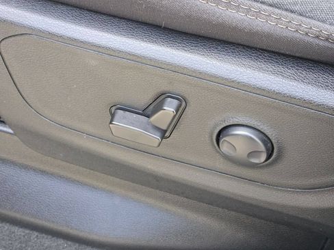 Used 2023 RAM 1500 Big Horn AWD/4WD image 23