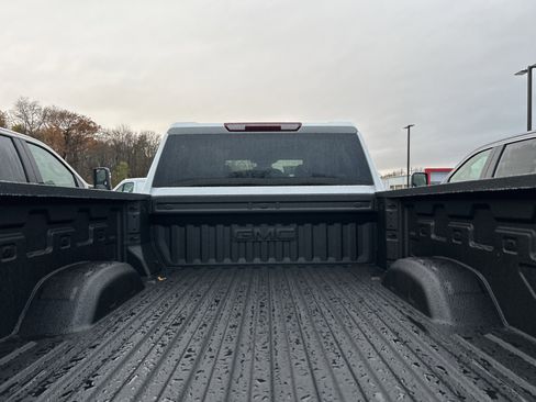 New 2026 GMC Sierra 2500 SLE w/ SLE Value Package; image 9