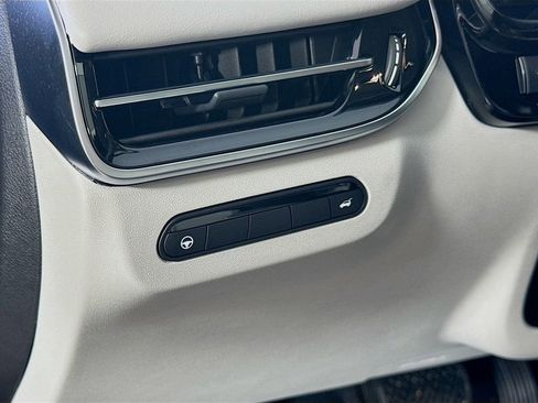 New 2026 INFINITI QX60 Luxe image 12