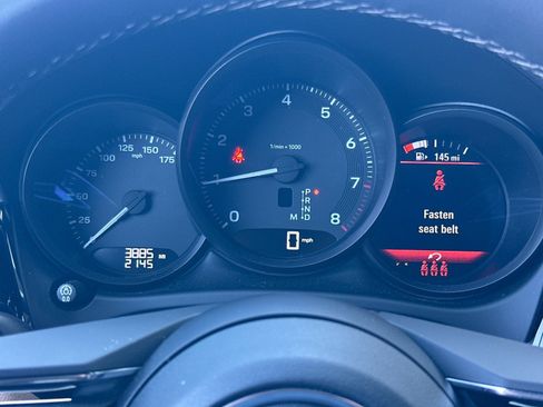 Certified 2026 Porsche Macan AWD/4WD image 24
