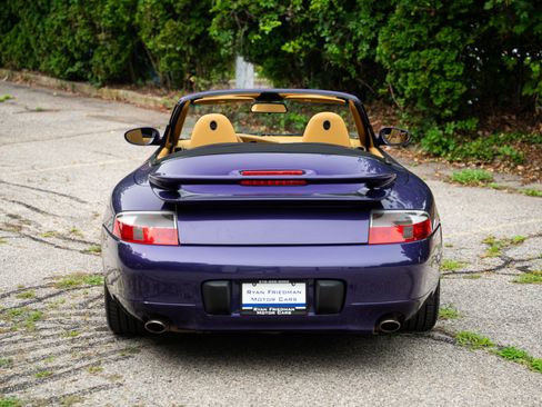 Used 2001 Porsche 911 Carrera RWD image 10