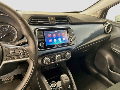 Used 2025 Nissan Versa SV FWD image 25