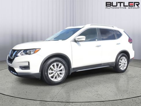 Used 2018 Nissan Rogue SV FWD image 1