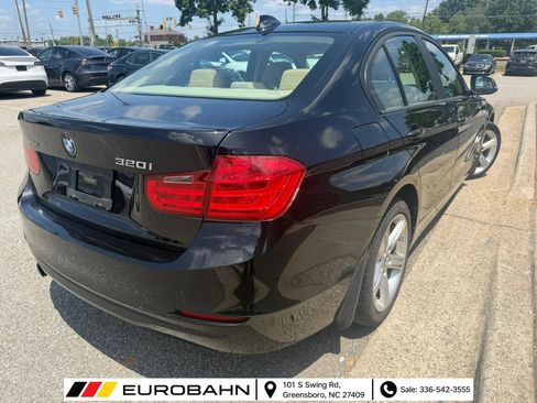 Used 2015 BMW 320i xDrive Sedan AWD/4WD image 5