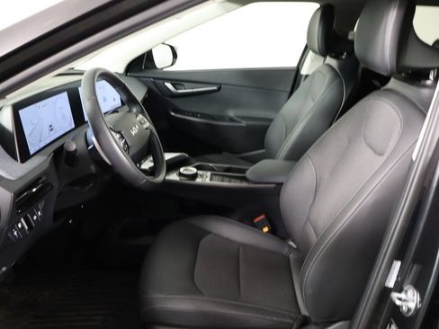 Used 2024 Kia EV6 Light RWD image 14