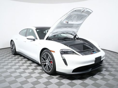 Certified 2022 Porsche Taycan 4S image 30