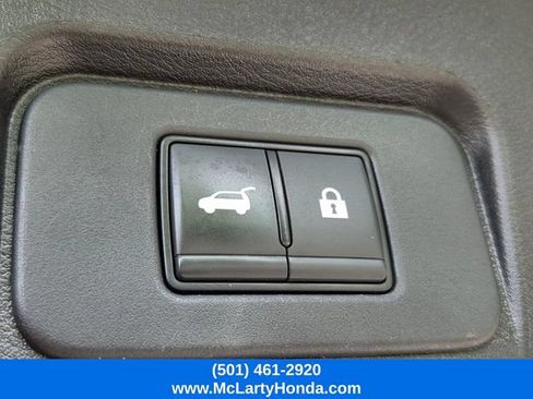 Used 2023 Nissan Rogue SL AWD/4WD image 16