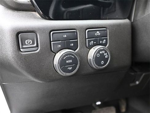 Certified 2024 Chevrolet Silverado 2500 LT image 20