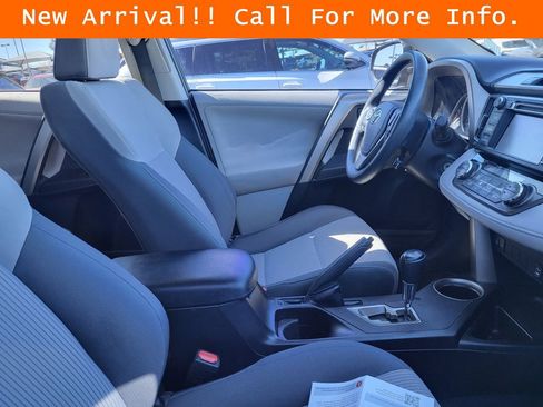 Used 2013 Toyota RAV4 XLE AWD/4WD image 10