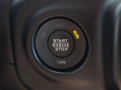Used 2022 Jeep Wrangler Unlimited Sahara AWD/4WD image 45