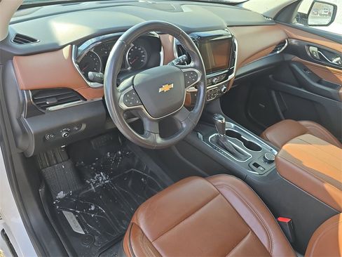 Certified 2020 Chevrolet Traverse High Country image 10