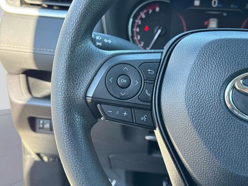 Used 2024 Toyota RAV4 LE image 31