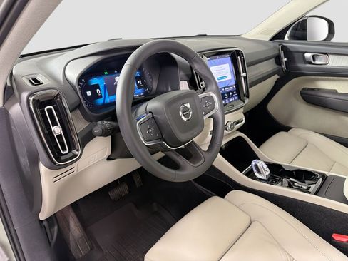 Certified 2023 Volvo XC40 B5 Plus w/ Driver Assist Package image 10