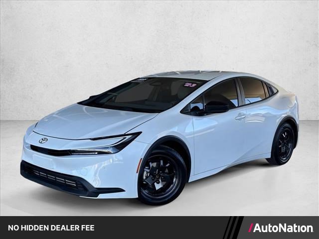 Used 2023 Toyota Prius LE FWD image 1