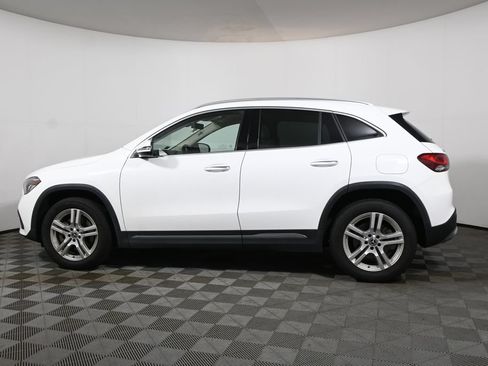 Certified 2023 Mercedes-Benz GLA 250 4MATIC image 2