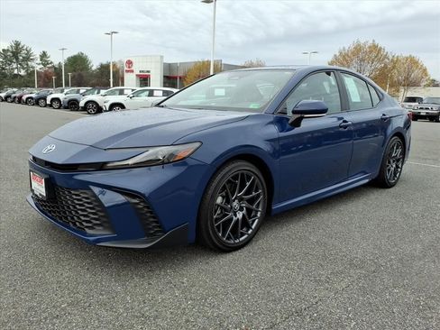 Certified 2025 Toyota Camry SE image 16