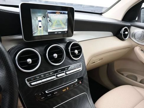 Used 2019 Mercedes-Benz GLC 300 4MATIC Coupe image 12