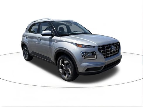 New 2026 Hyundai Venue SEL FWD image 1