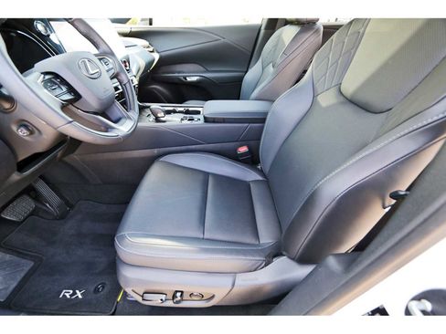 Used 2025 Lexus RX 350 Premium image 11