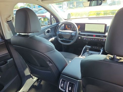 New 2026 Kia Sorento EX w/ EX Premium Package FWD image 13