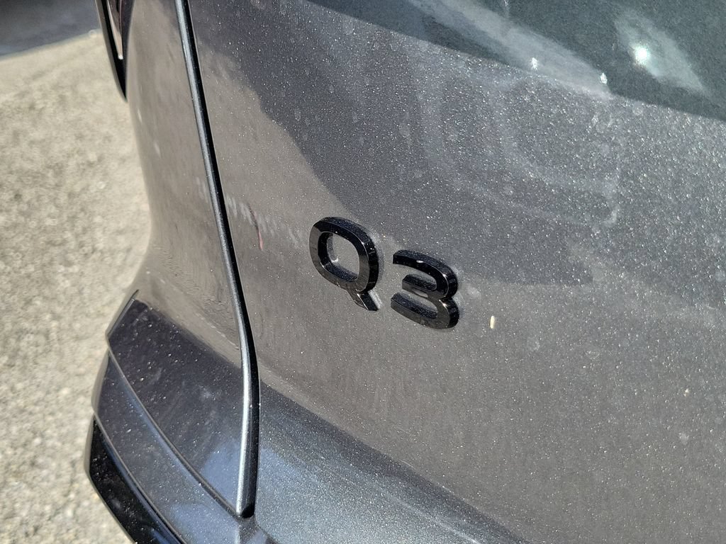 New 2026 Audi Q3 quattro 2.0T AWD/4WD image 5