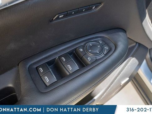 Used 2023 Cadillac XT6 Luxury FWD image 17