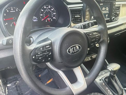 Used 2020 Kia Rio S image 9