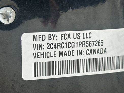 Used 2023 Chrysler Voyager LX image 31