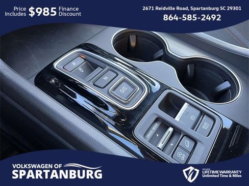 Used 2025 Honda Pilot Sport image 28