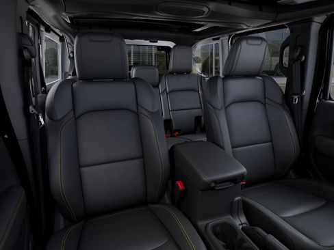 New 2026 Jeep Wrangler Unlimited Sahara AWD/4WD image 16