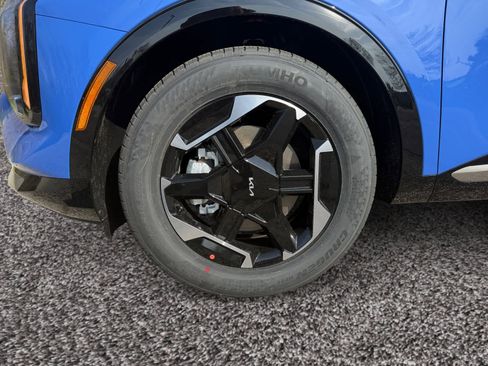 New 2026 Kia Sportage SX FWD image 14
