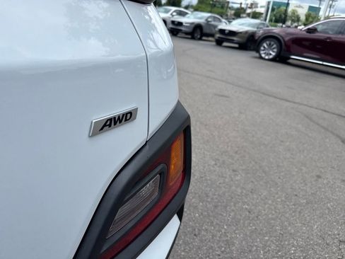 Used 2020 Hyundai Kona SEL Plus AWD/4WD image 59