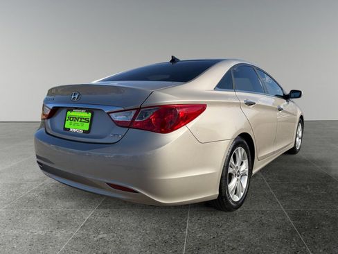 Used 2012 Hyundai Sonata Limited w/ Navigation Pkg FWD image 7
