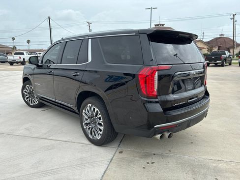 Used 2023 GMC Yukon Denali Ultimate AWD/4WD image 5