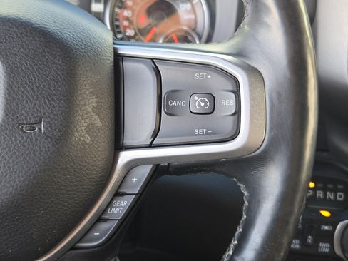 Used 2019 RAM 1500 Big Horn image 29