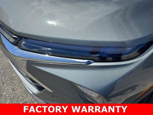 Used 2024 Chevrolet TrailBlazer LT w/ LT Cold Weather Package image 17