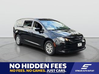 Used 2021 Chrysler Voyager Lxi FWD video 1