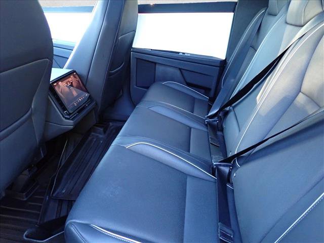 Used 2024 Tesla Cybertruck AWD Crew Cab image 11